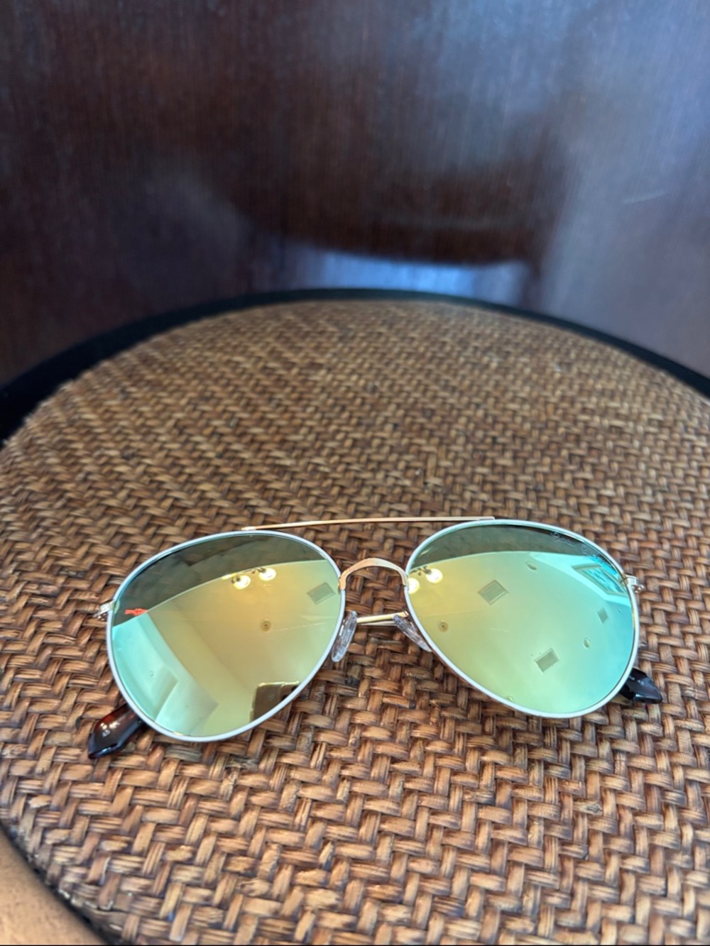 Lilly Pulitzer Aviator Mirror style sunglasses
